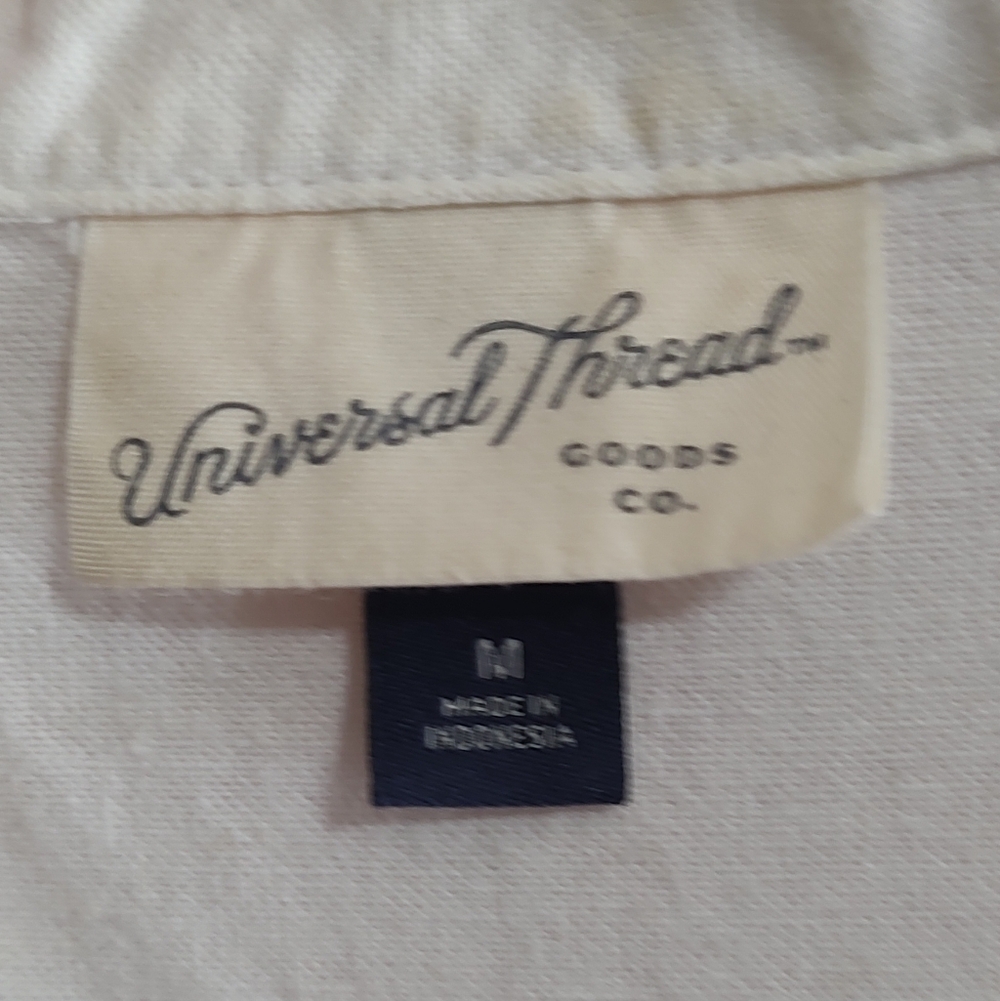 Universal Thread Casual Button Down Short Sleeve … - image 4